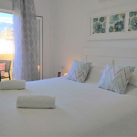 Deluxe Apartment In Benalbeach With Beach Views Benalmádena Eksteriør bilde